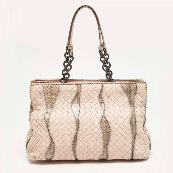 Bottega Veneta Handbags - ❤️Authentic Bottega Veneta Salmon/Beige Intrecciato Leather and Snakeskin Tote❤️